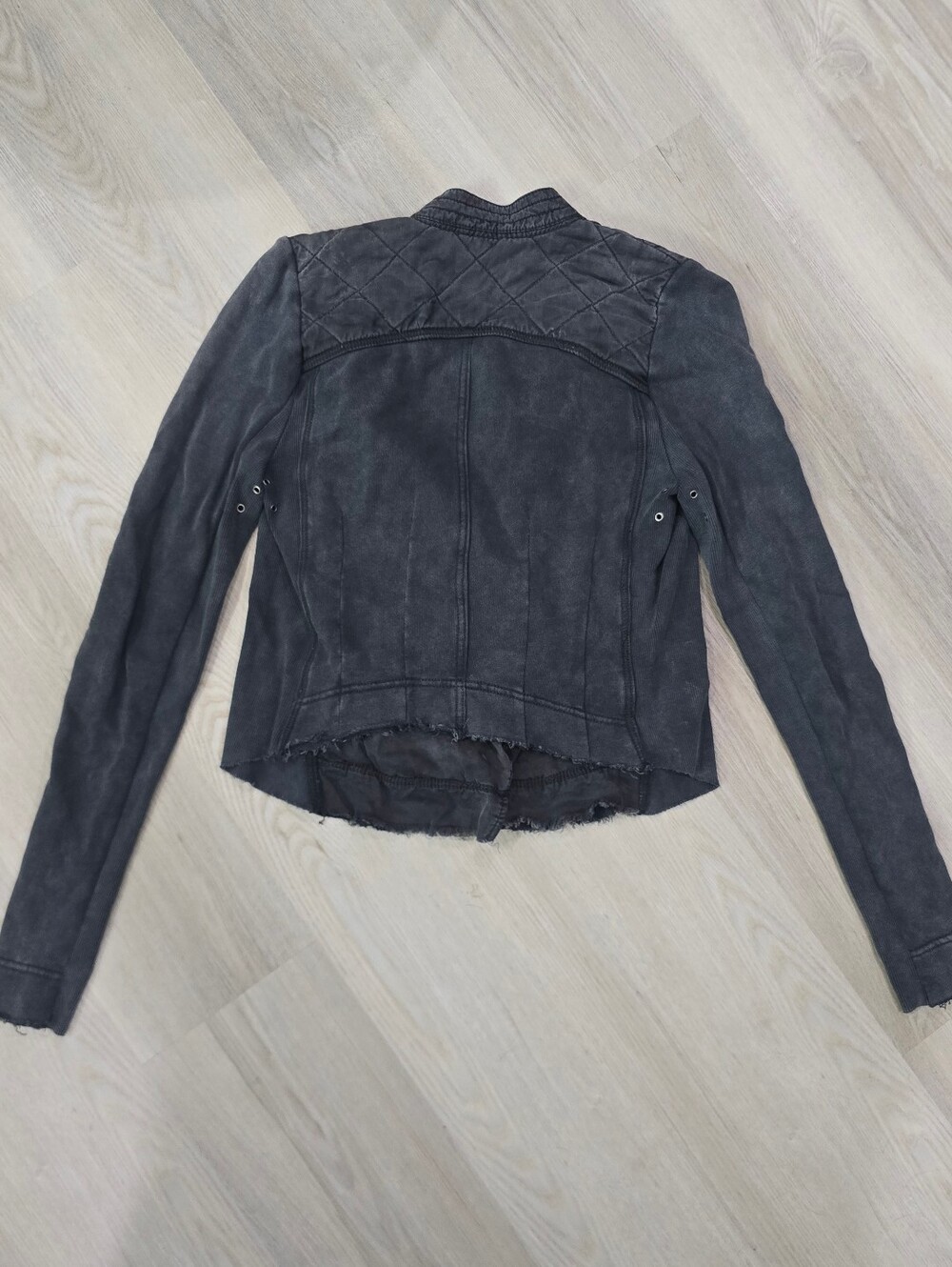 Free People Distressed Charcoal Gray Wash Cotton Shrunken Moto Jacket Size S - Picture 7 of 8